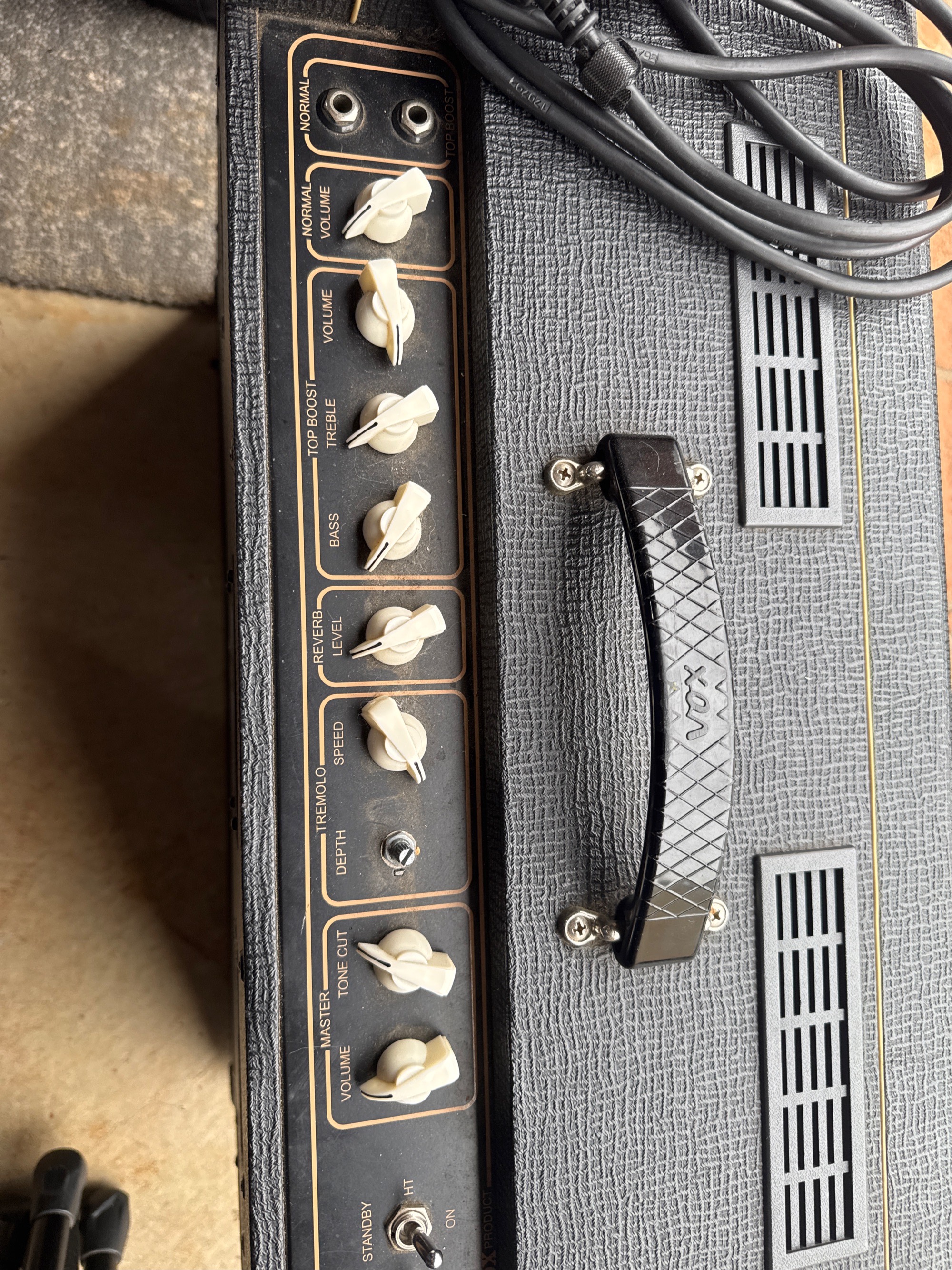 Vox AC15C1 15W Valve Guitar Combo Amp (1x12) — photo 2 of 4