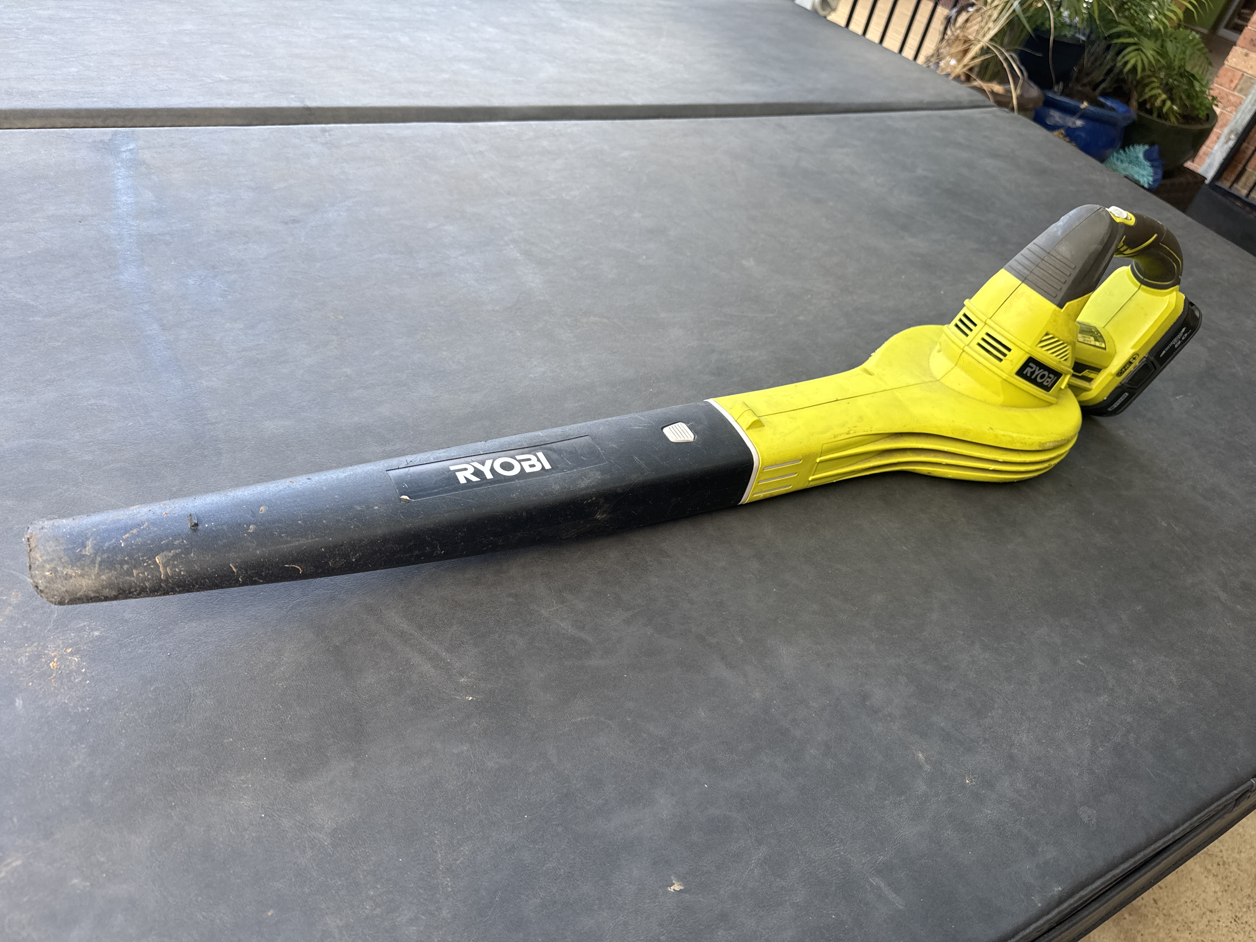 Ryobi OBL1820S 18V ONE+ Cordless Blower (245 km/h) — photo 2 of 2