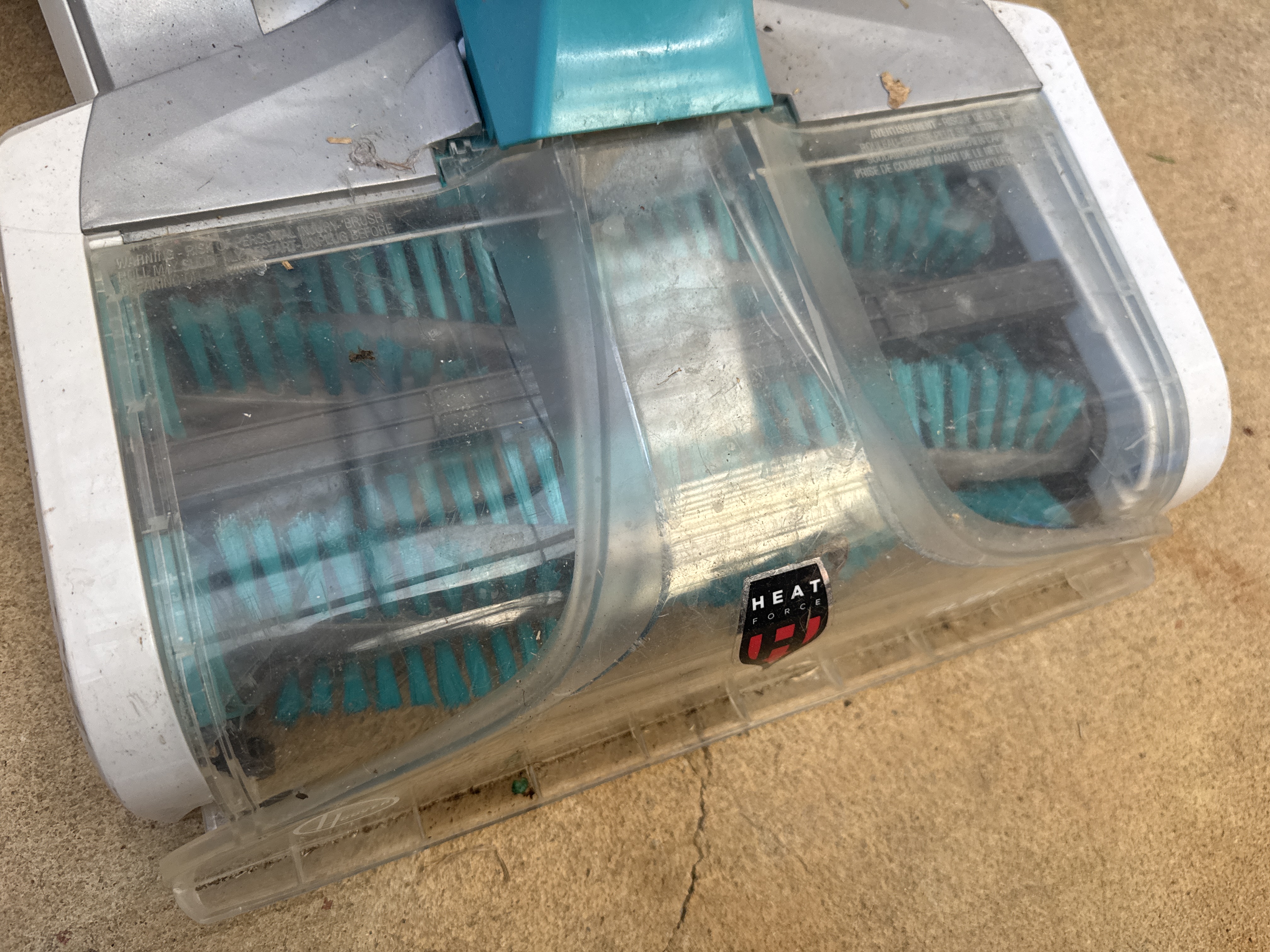 Hoover 1200W carpet/upholstery washer (model FAC_MCW20A) — photo 2 of 3